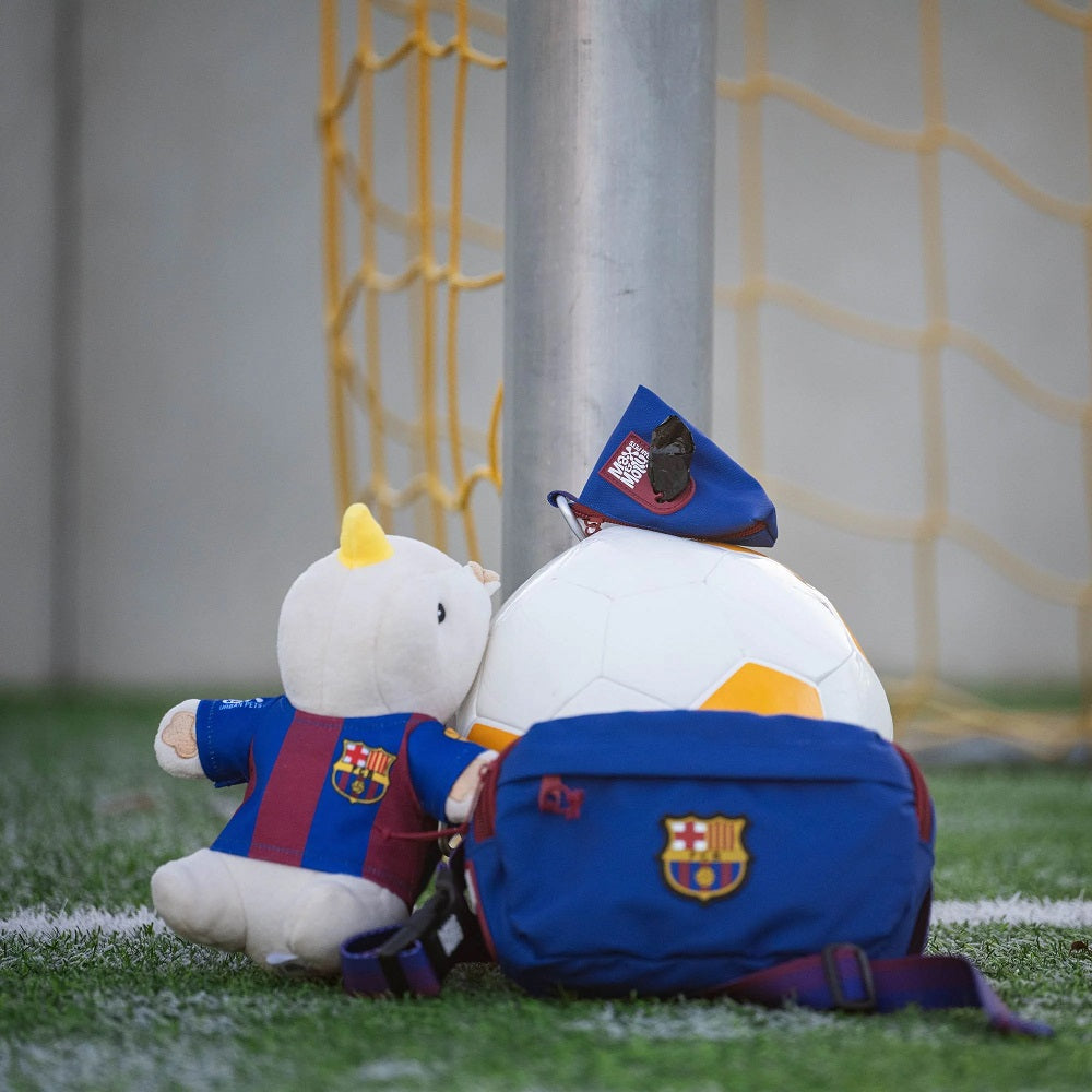 Barcelona Poop Bag Carrier - Image 3